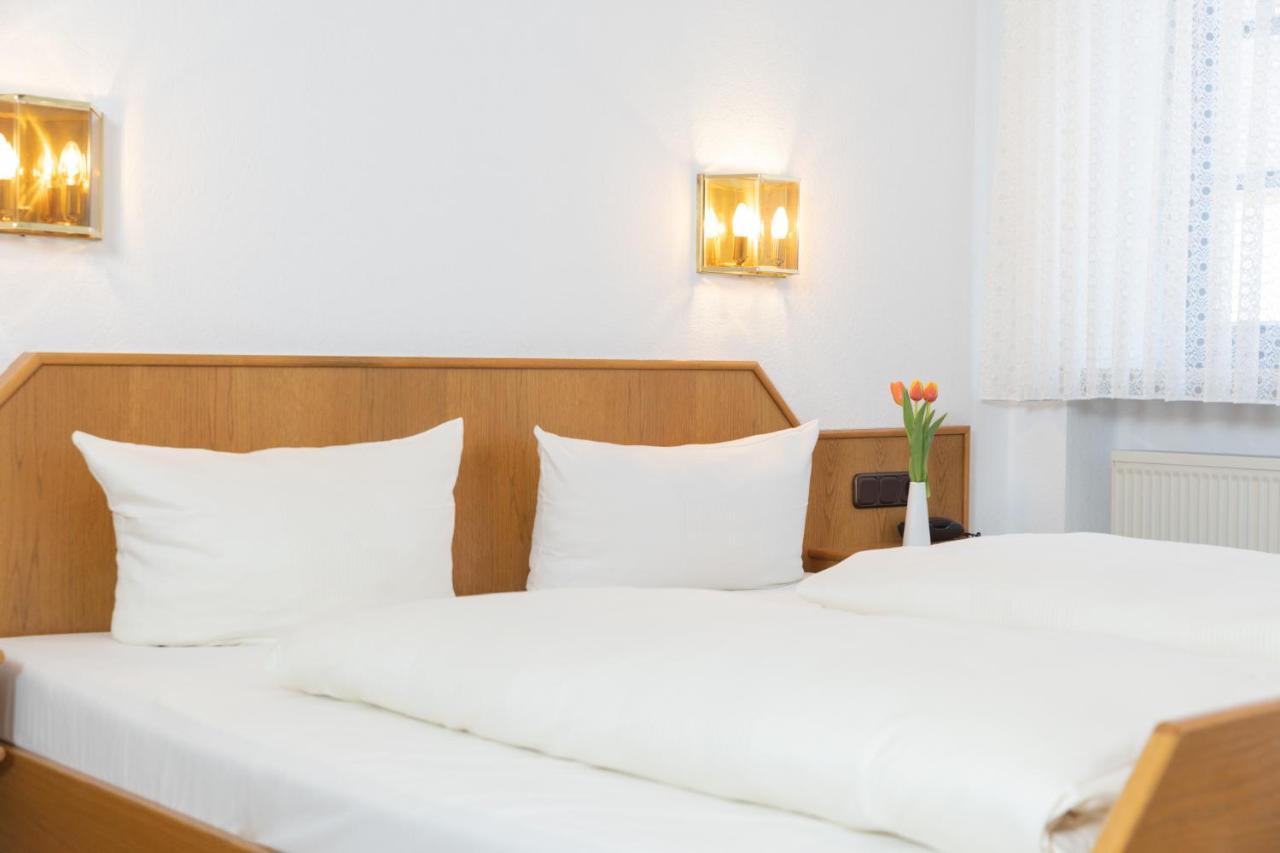 Akzent Hotel Meerfraeulein Wemding Bagian luar foto