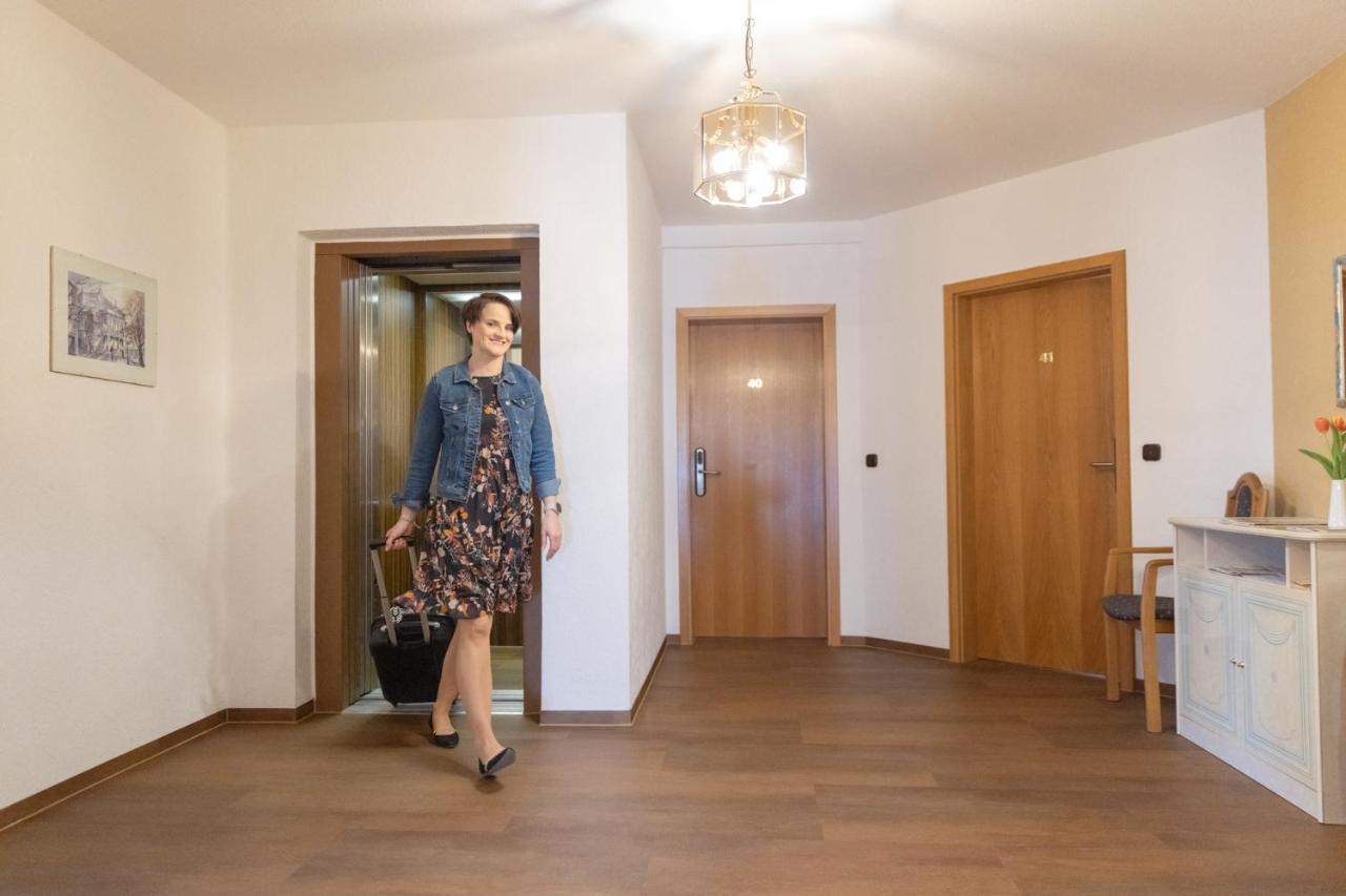 Akzent Hotel Meerfraeulein Wemding Bagian luar foto