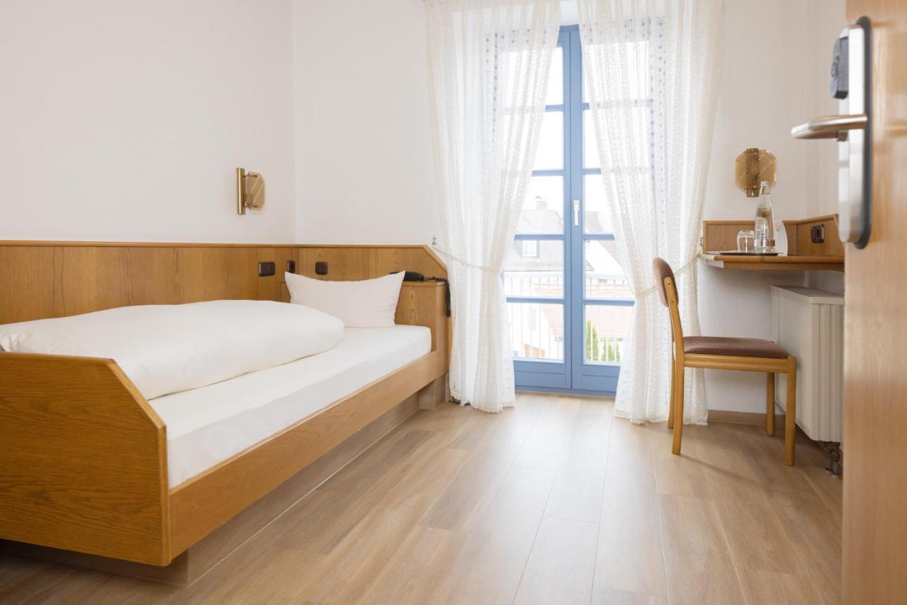 Akzent Hotel Meerfraeulein Wemding Bagian luar foto