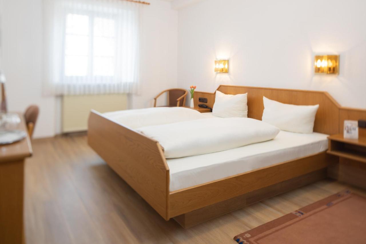 Akzent Hotel Meerfraeulein Wemding Bagian luar foto