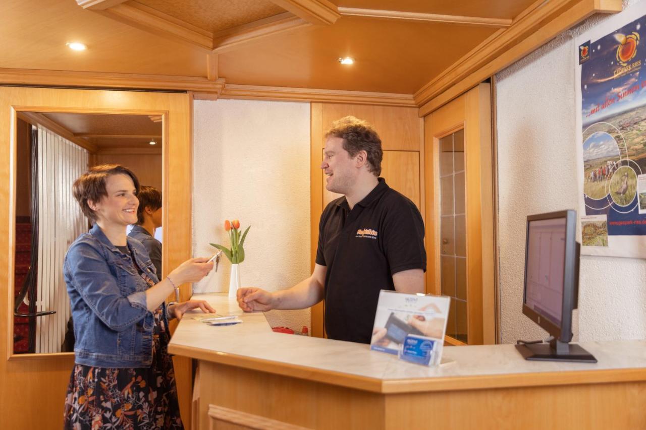 Akzent Hotel Meerfraeulein Wemding Bagian luar foto
