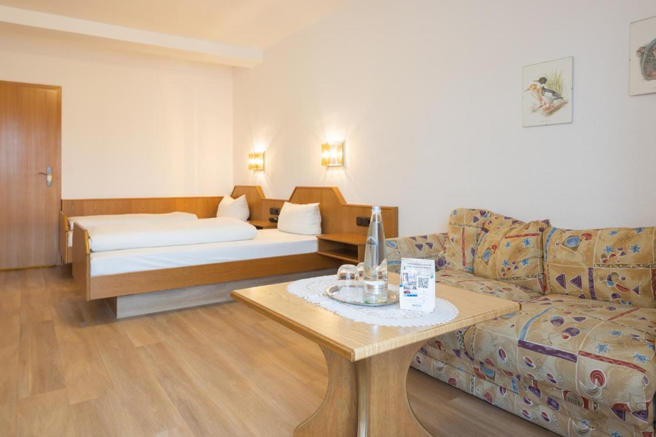 Akzent Hotel Meerfraeulein Wemding Bagian luar foto